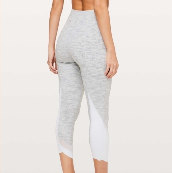 LULULEMON Wunder Under Crop II (Special Ed… - Picture 1 of 13